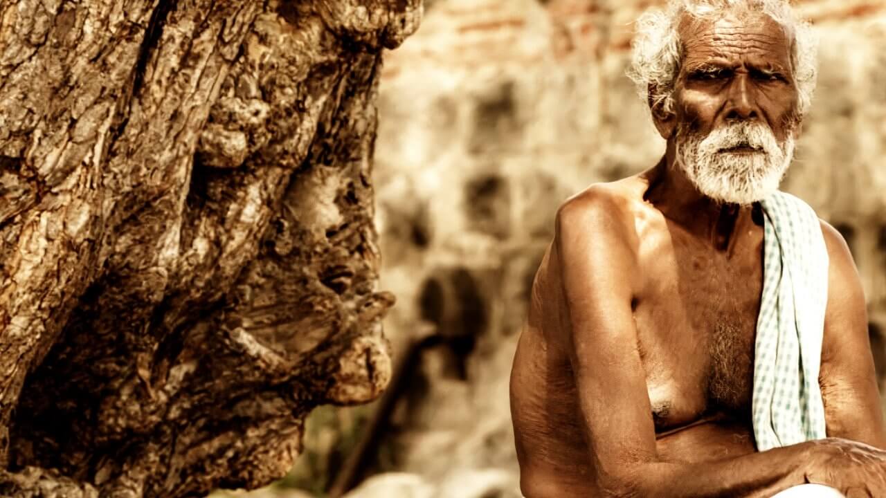 Kadaisi Vivasayi / কাদাইসি বিভাসায়ী (2021) [Bengali Dubbed]